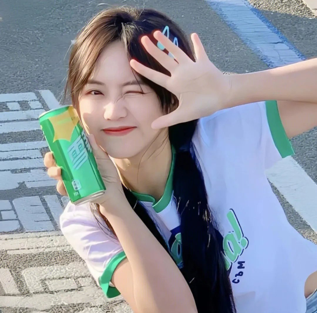 全能兼职系统，开局钓上行李箱